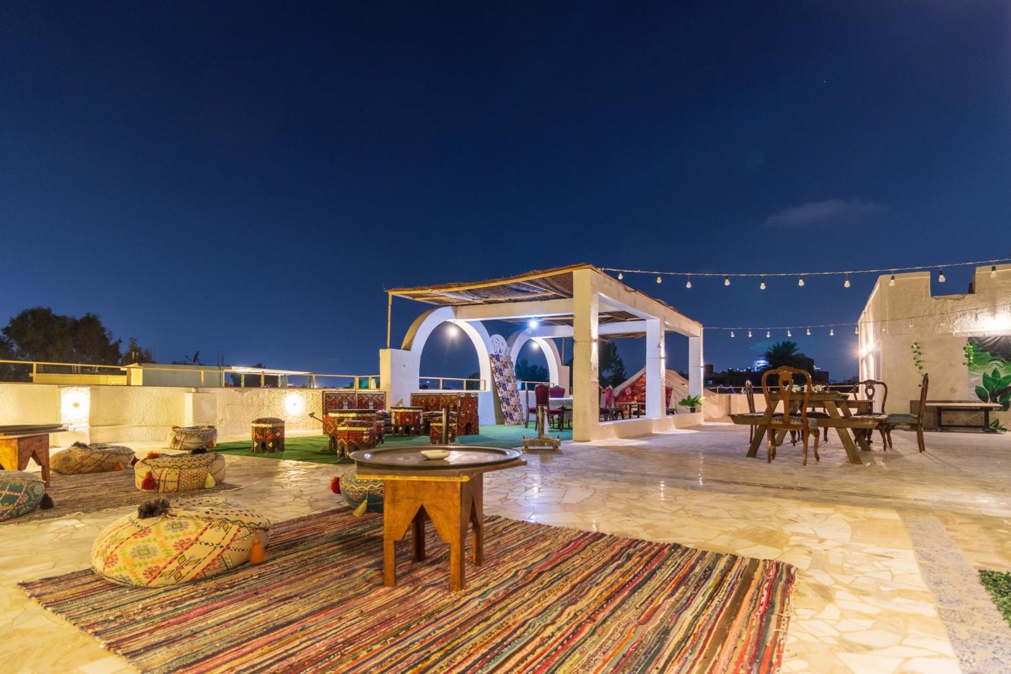 The Grand Pyramids View Hotel Kafrat al Jabal Екстер'єр фото